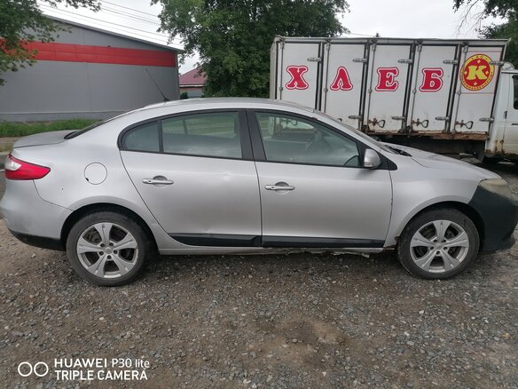 2014 Renault Fluence I Рестайлинг, серый - вид 2