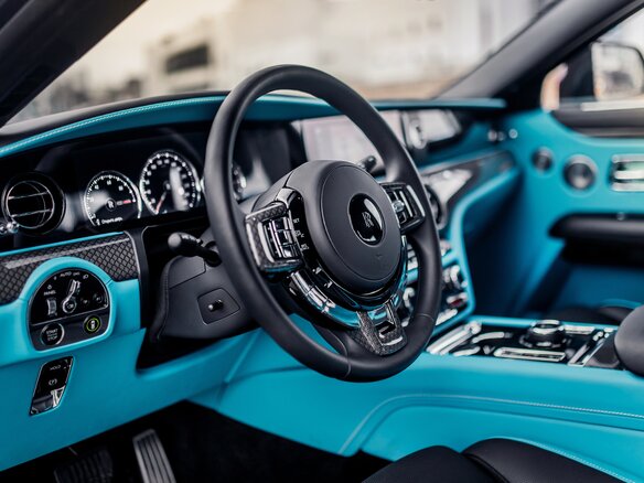 2022 Rolls-Royce Ghost Black Badge II (Series I), чёрный - вид 12