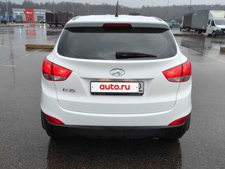 2015 Hyundai ix35 I Рестайлинг, белый, 1500000 рублей, вид 4