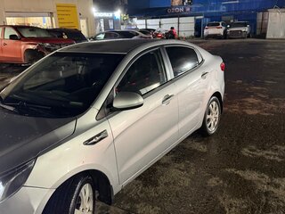 2011 Kia Rio III, серый, 470000 рублей, вид 4