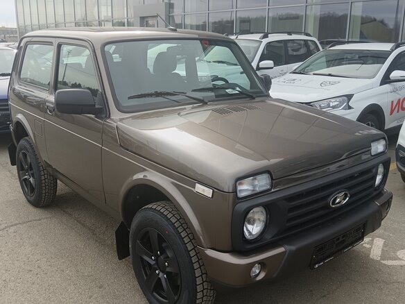 2026 Lada (ВАЗ) Niva Legend I, коричневый, 1278000 рублей - вид 3