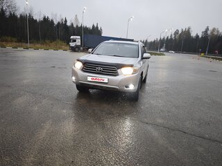 2009 Toyota Highlander II (XU40), серебристый, 1490000 рублей, вид 3