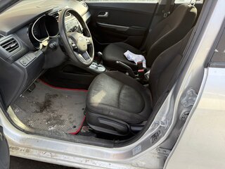 2012 Kia Rio 4-speed III, серебристый, 800000 рублей, вид 4