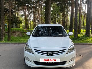 2014 Hyundai Solaris I Рестайлинг, белый, 530000 рублей, вид 2
