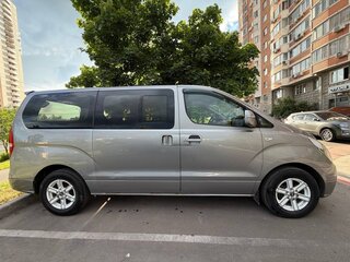 2011 Hyundai Grand Starex I, серый, 1100000 рублей, вид 4