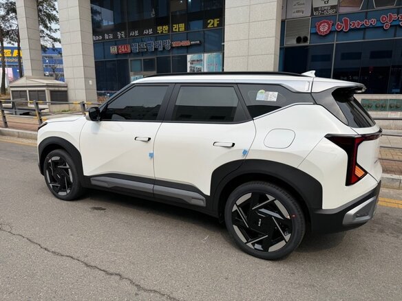 2026 Kia Seltos II, белый, 4100000 рублей - вид 3