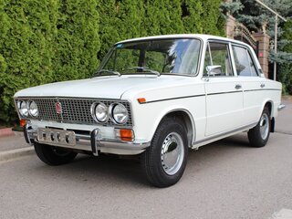 1975 Lada (ВАЗ) 2103, белый, 875000 рублей, вид 3