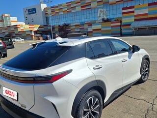 2023 Lexus RZ 450e, белый, 6500000 рублей, вид 5