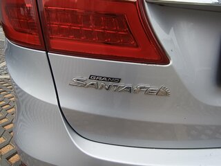 2014 Hyundai Santa Fe Grand III, серебристый, 1800000 рублей, вид 3