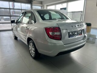 2026 Lada (ВАЗ) Granta I Рестайлинг, серебристый, 1121000 рублей, вид 1