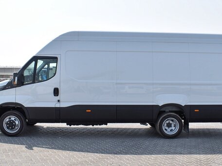 2024 Iveco Daily, белый, 7500000 рублей, вид 5