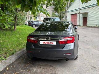 2013 Toyota Camry VII (XV50), серый, 1400000 рублей, вид 4