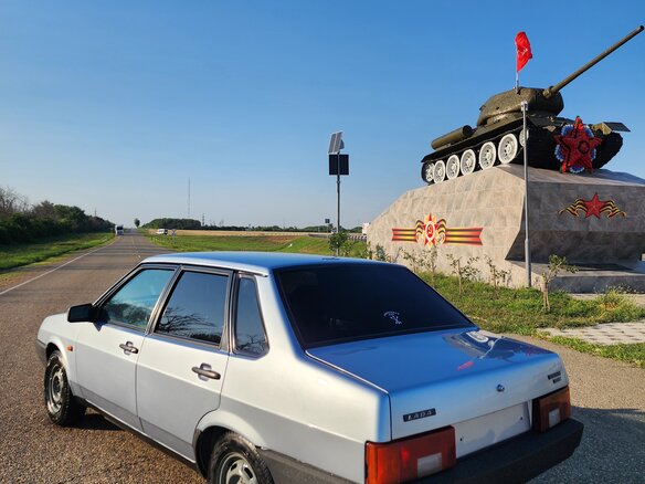 2001 Lada (ВАЗ) 21099, серебристый, 245000 рублей - вид 9