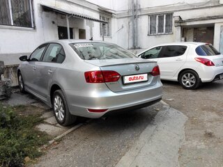 2012 Volkswagen Jetta VI, серебристый, 949999 рублей, вид 3
