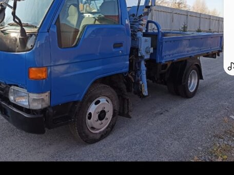 1998 Toyota Toyoace, синий, 3045000 рублей, вид 1