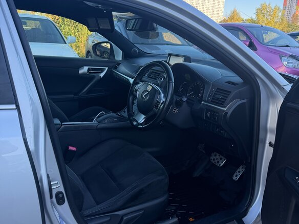 2012 Lexus CT 200h I, серебристый, 1600000 рублей - вид 6
