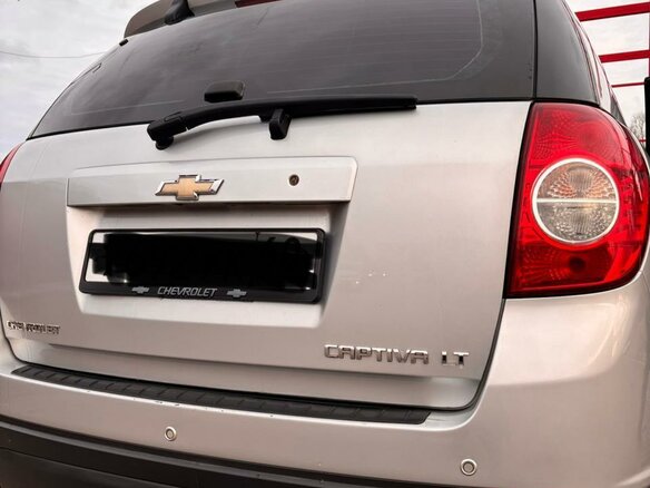 2013 Chevrolet Captiva I Рестайлинг, серебристый, 1150000 рублей - вид 2