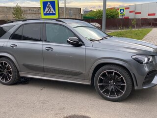 2020 Mercedes-Benz GLE 300 d II (V167), серебристый, 6666000 рублей, вид 3