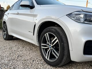 2019 BMW X6 30d II (F16), белый, 5300000 рублей, вид 4