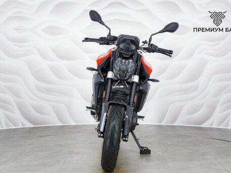 2024 BMW F 900 R, красный, 1049000 рублей, вид 4