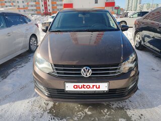 2018 Volkswagen Polo V Рестайлинг, коричневый, 1250000 рублей, вид 1