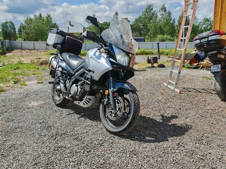 2008 Suzuki V-Strom 1000, серебристый, 499999 рублей, вид 1