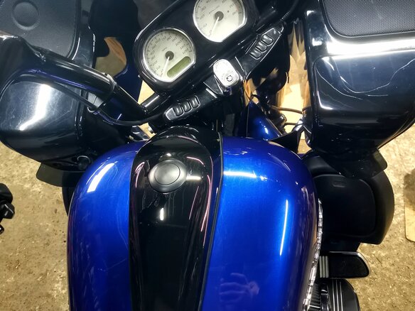 2017 Harley-Davidson Road Glide, синий, 1800000 рублей - вид 3