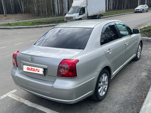 2006 Toyota Avensis II Рестайлинг, серебристый, 600000 рублей - вид 4