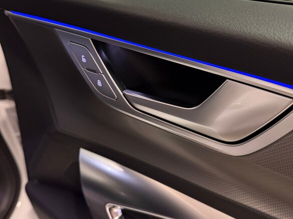 2022 Audi A6 45 TFSI V (C8), белый, 5300000 рублей - вид 14