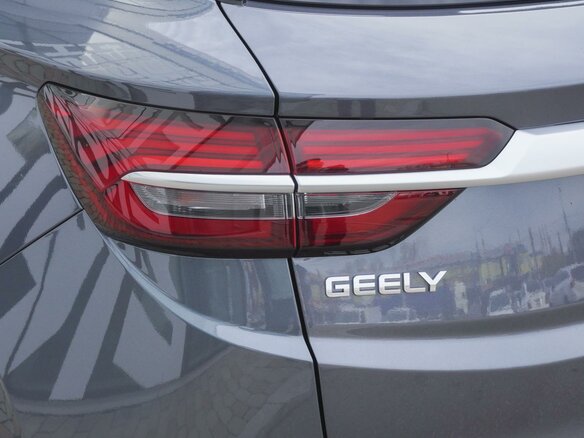 2021 Geely Coolray I, серый, 1855000 рублей - вид 8