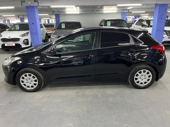 2012 Hyundai i30 II, чёрный, 640000 рублей - вид 7