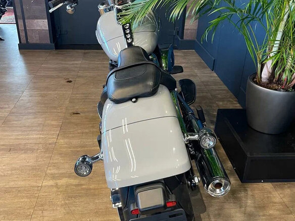 2025 Harley-Davidson Fat Boy, серебристый, 3850000 рублей - вид 13