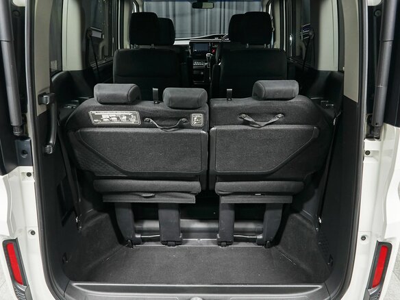 2015 Honda Stepwgn Spada V, белый, 1847000 рублей - вид 13