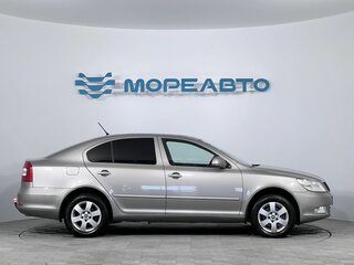 2011 Skoda Octavia II (A5) Рестайлинг, серый, 935000 рублей, вид 4