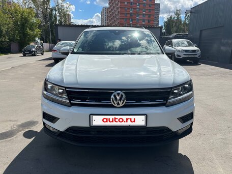 2020 Volkswagen Tiguan II, белый, 1990000 рублей, вид 3