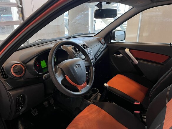 2018 Lada (ВАЗ) Kalina Cross II, оранжевый - вид 21