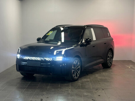 2025 Lynk & Co 900, чёрный, 7300000 рублей, вид 2