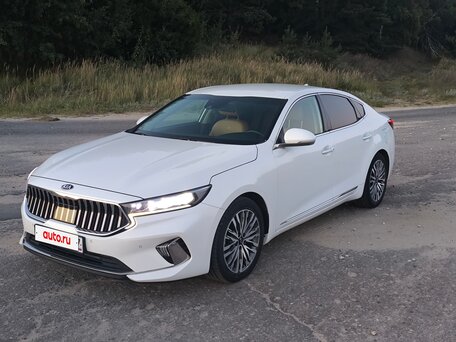 2021 Kia K7 YG (II) Рестайлинг, белый, 3250000 рублей, вид 1