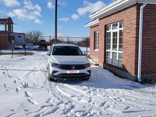 2021 Volkswagen Tiguan II Рестайлинг, белый, 2400000 рублей, вид 2