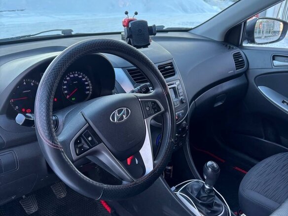 2015 Hyundai Solaris I Рестайлинг, чёрный - вид 7