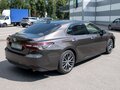 2022 Toyota Camry VIII (XV70) Рестайлинг, коричневый, 5600000 рублей - вид 3