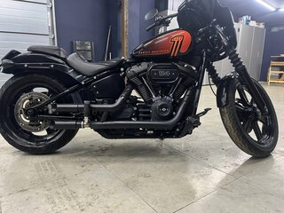 2021 Harley-Davidson Street Bob, чёрный, 1350000 рублей, вид 1