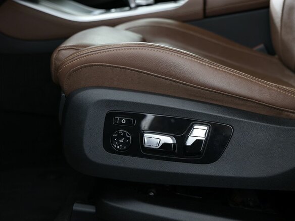 2020 BMW X5 40d IV (G05/G18), белый, 6970000 рублей - вид 20