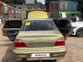 2004 Daewoo Nexia I, бежевый, 80000 рублей, вид 2