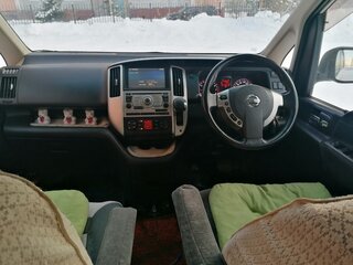 2008 Nissan Serena III (C25), белый, 999990 рублей, вид 5