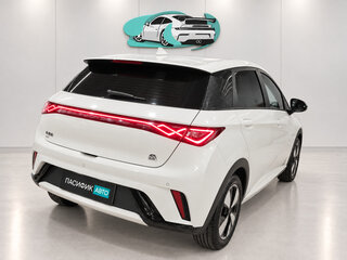 2023 BYD Dolphin 44.9 kWh I, белый, 1370500 рублей, вид 4