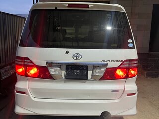 2008 Toyota Alphard I Рестайлинг, белый, 1900000 рублей, вид 4
