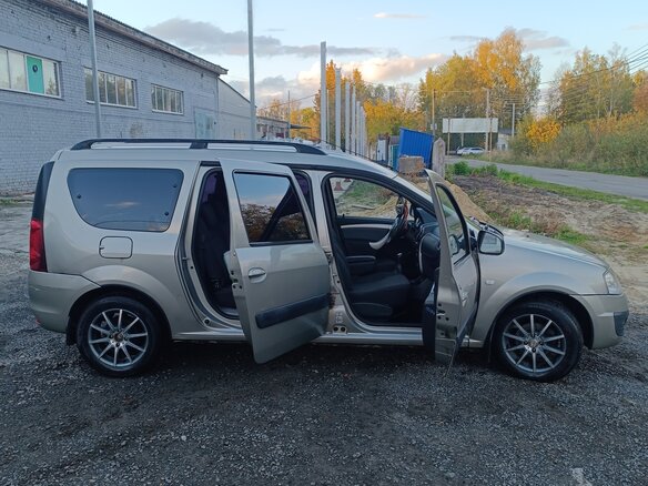 2012 Lada (ВАЗ) Largus I, серый, 620000 рублей - вид 3