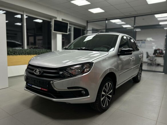 2026 Lada (ВАЗ) Granta I Рестайлинг, серебристый, 1264000 рублей