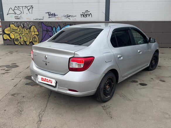 2015 Renault Logan II, серый, 390000 рублей - вид 3